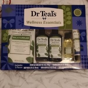 Dr Teal's Eucalyptus & Spearmint Bath Soak & Bubbles Set